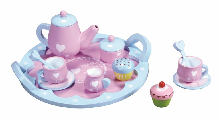 Lelin 13 PCS Wooden Heart Shaped Tea Set Pretend Play Role Play Toy for Children