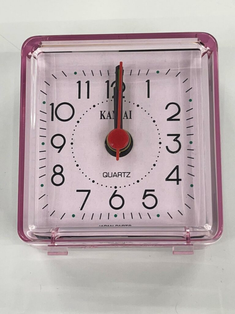 Kansai Quartz Mini Square Clock- Pink